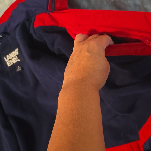 Lands' End Women's Hooded Squall Parka/coat, Waterproof, Insulated, Sz L, (0912) - Picture 10 of 14